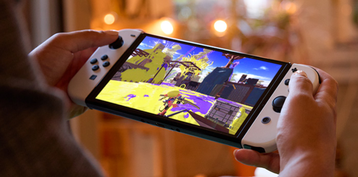 Nintendo Switch OLED - White Cover