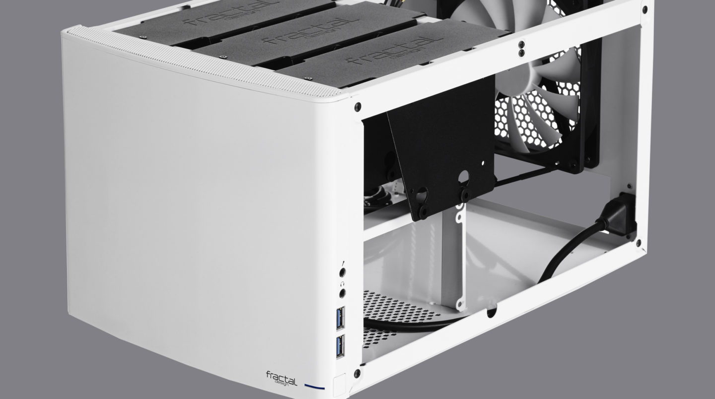 Fractal Design Node 304 White Cover View