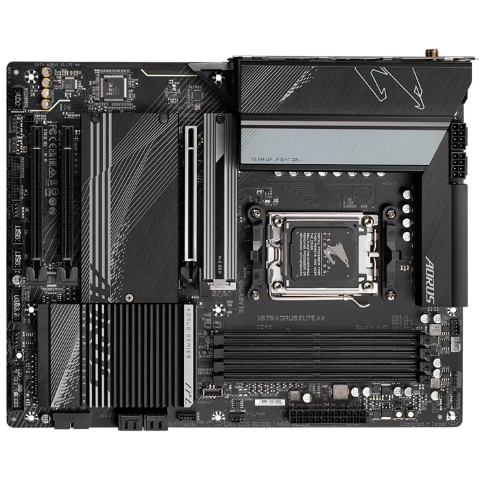 GIGABYTE X670 AORUS ELITE AX Flat Front View