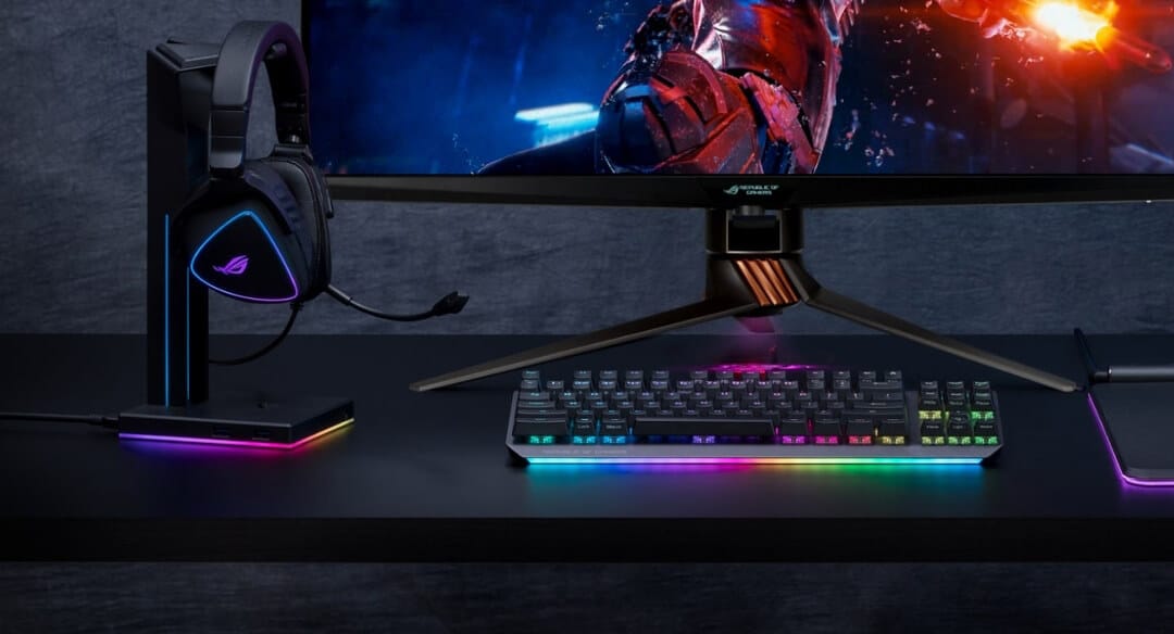Asus ROG Swift PG32UQX Cover View