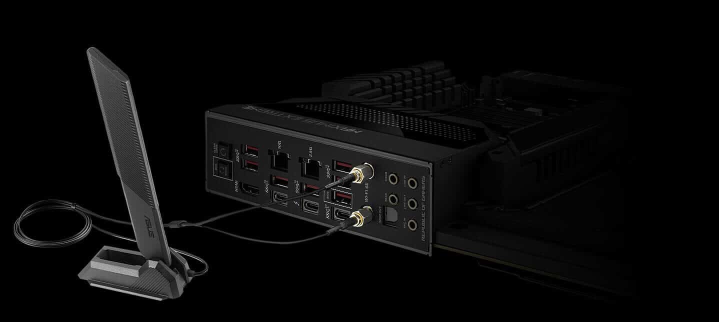 ASUS ROG Maximus Z790 Extreme Cover View