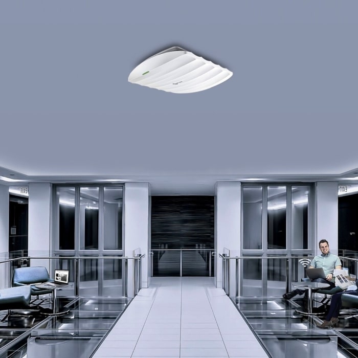 TP-LINK EAP225 Cover View