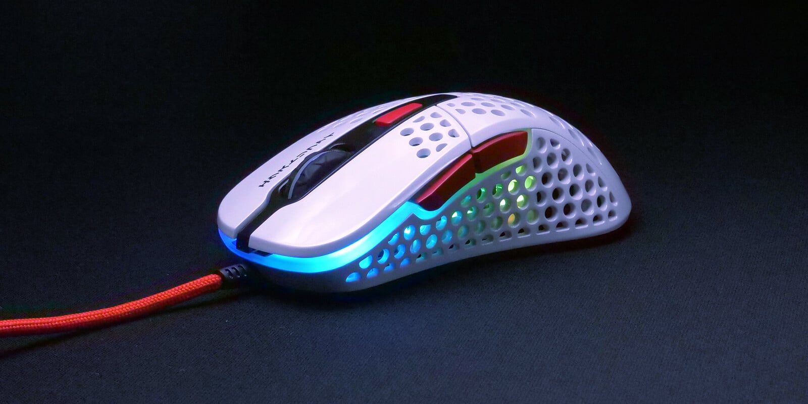 Xtrfy M4 RGB Glossy White Tokyo