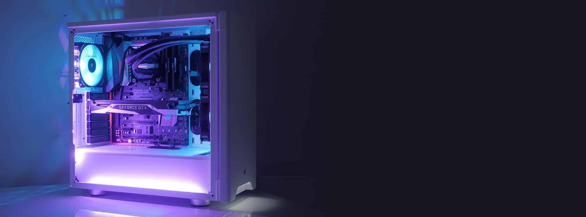 Corsair Commander PRO Smart RGB Lighting and Fan Speed Controller