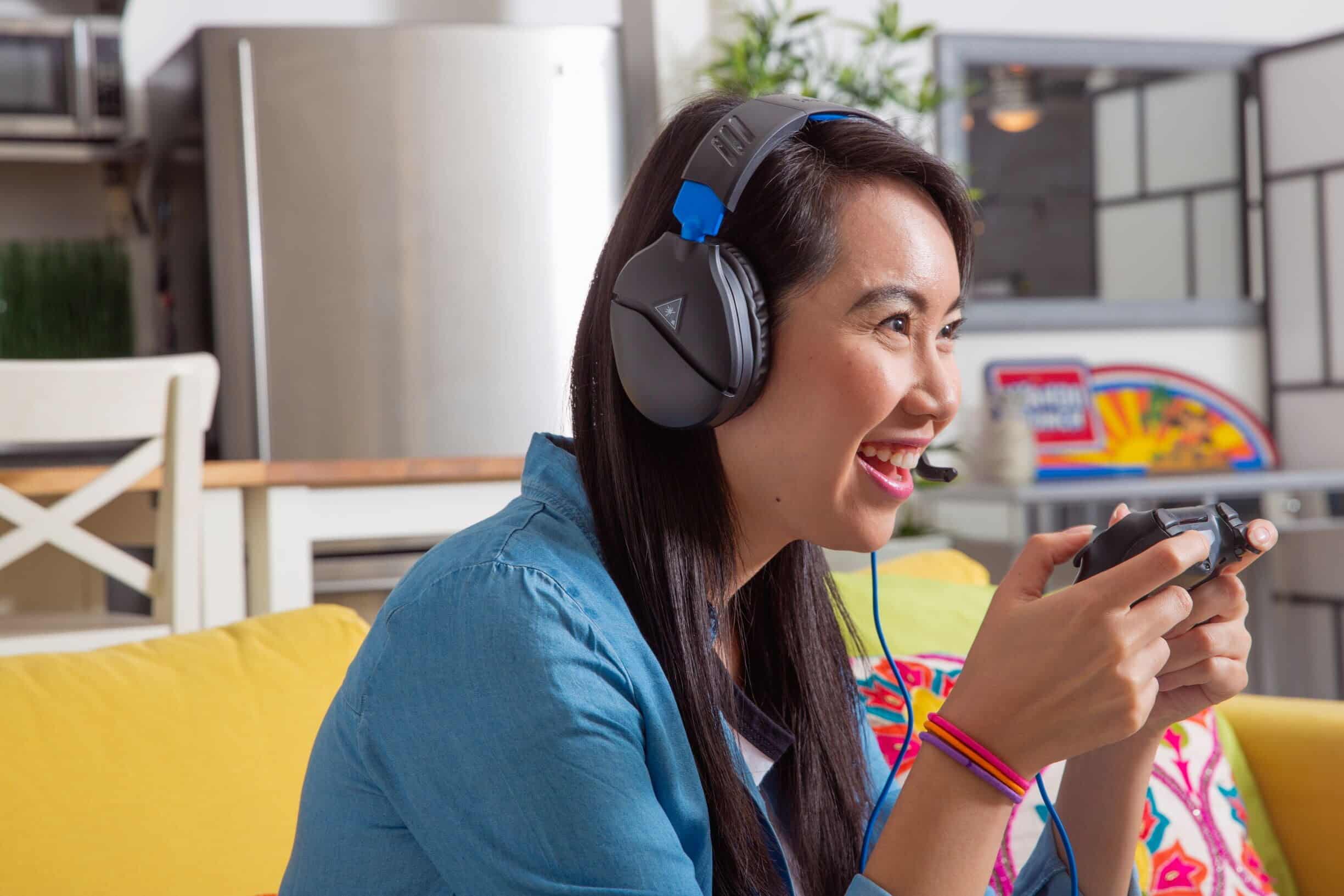 Turtle Beach Recon 70 Black & Blue Lifestyle Image