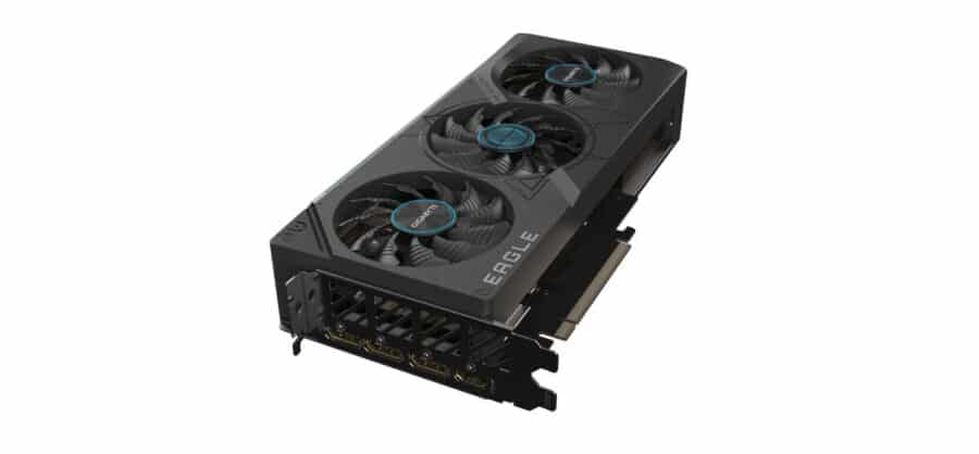 Gigabyte EAGLE GeForce RTX 4070 SUPER EAGLE OC Flat Side Angle & Ports