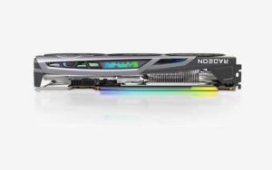 Sapphire Radeon 6800 XT SE - Side View