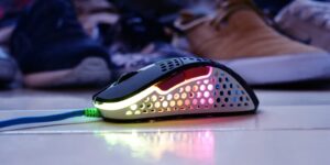 Xtrfy M4 RGB Street Edition