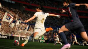 DualSense Wireless Controller + EA SPORTS FC 24 Bundle