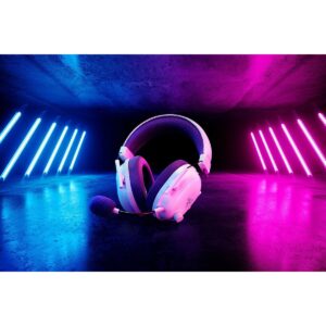 Razer - BlackShark V2 Pro Gaming Headset (Xbox Licensed) - White Front View