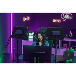 Razer - Key Light For Streaming - Chroma Set Up Back View